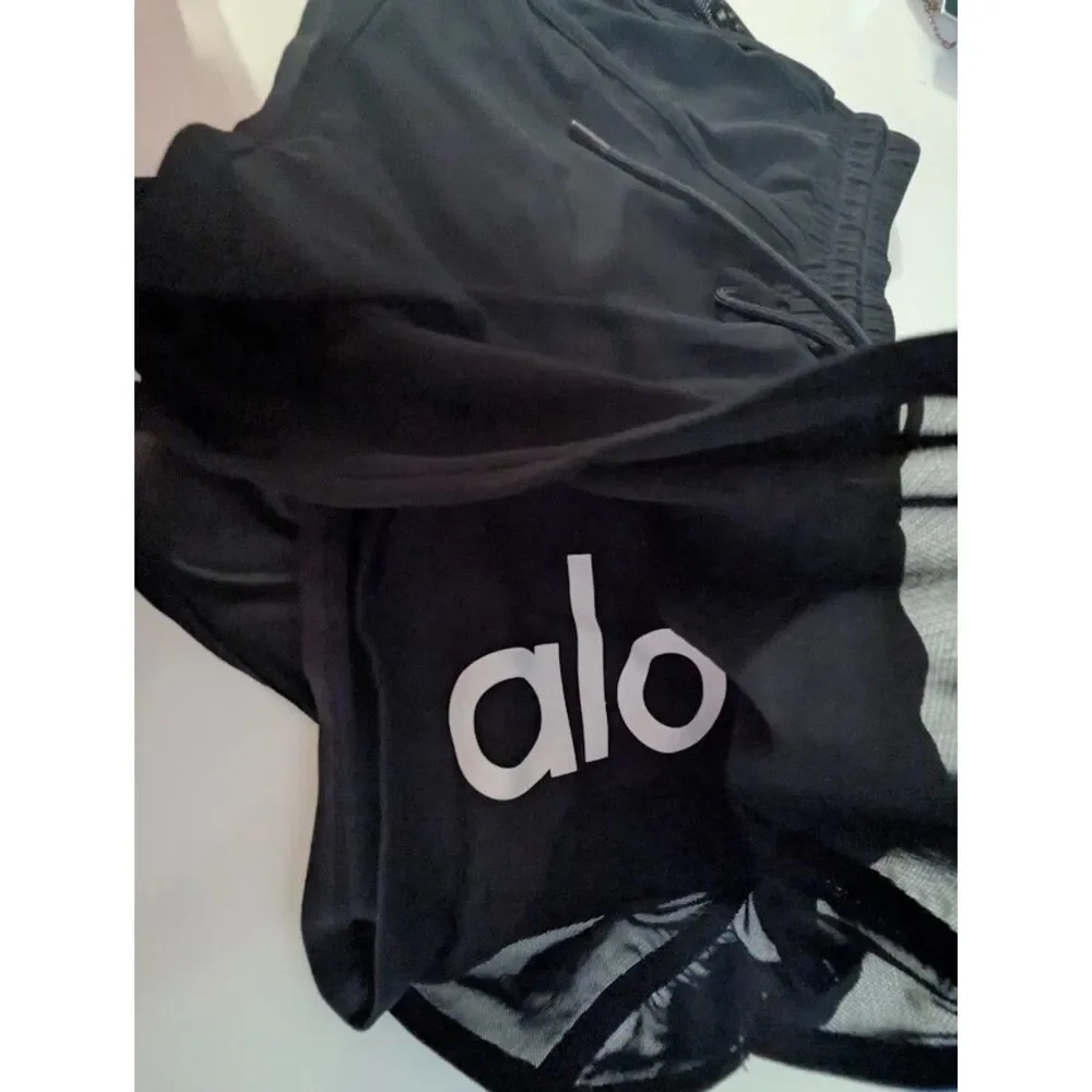 ALO Yoga alo black